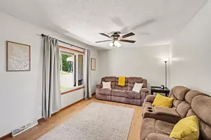 11936 Harvard Ave NE, Rockford, MI 49341 - Photo 5
