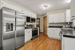 205 Jakway Ave, Benton Harbor, MI 49022 - Photo 9