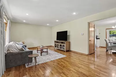 205 Jakway Avenue, Benton Harbor, MI 49022 - Photo 5