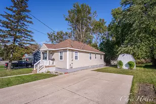 36 Prospect St NW, Sparta, MI 49345 - Photo 7