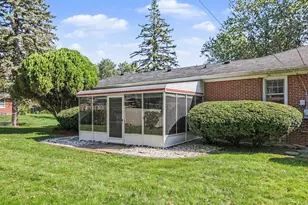 43 N Clubview Dr, Ypsilanti, MI 48197 - Photo 35