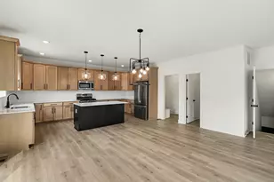 6237 Comiskey Rd, Stevensville, MI 49127 - Photo 5