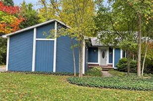 3255 Mc Cluskey Dr, Pinckney, MI 48169 - Photo 1