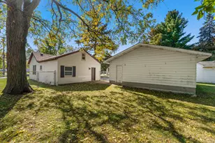 900 Williams St, Williamston, MI 48895 - Photo 15