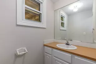 1340 Eastern Ave SE, Grand Rapids, MI 49507 - Photo 19