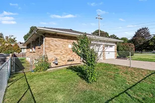 2741 Plainfield Ave NE, Grand Rapids, MI 49505 - Photo 27
