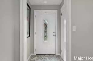 1015 Alger St SE, Grand Rapids, MI 49507 - Photo 5