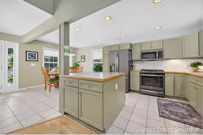 2739 Wellspring NW, Grand Rapids, MI 49504 - Photo 13
