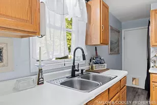 6671 Elizabeth St, Delton, MI 49046 - Photo 19