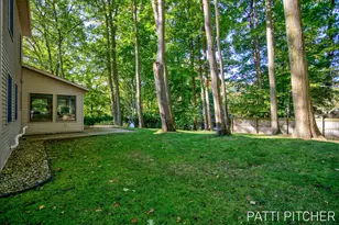 13582 Redbird Ln, Grand Haven, MI 49417 - Photo 7