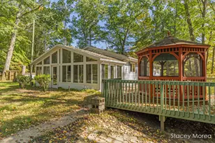 7677 Riverside Ln, Hesperia, MI 49421 - Photo 7