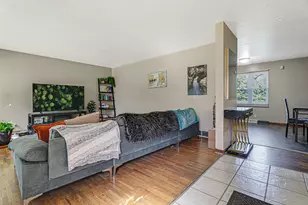 108 W Dewey St, Buchanan, MI 49107 - Photo 5