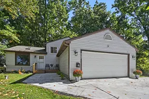 1970 Country Club Way, Albion, MI 49224 - Photo 25
