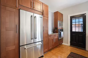 514 Lyon St NE, Grand Rapids, MI 49503 - Photo 11