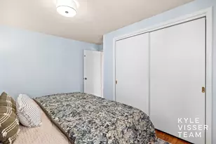 228 Baynton Ave NE, Grand Rapids, MI 49503 - Photo 17