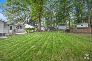 4890 Burgis Ave SE, Kentwood, MI 49508 - Photo 33