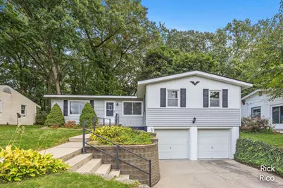 4890 Burgis Avenue SE, Kentwood, MI 49508 - Photo 3