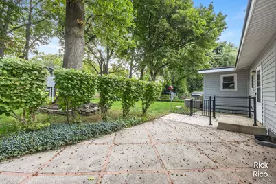4890 Burgis Avenue SE, Kentwood, MI 49508 - Photo 31
