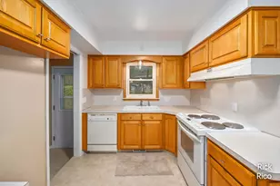4890 Burgis Ave SE, Kentwood, MI 49508 - Photo 11