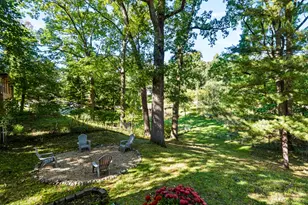 2400 Crest Dr, Kalamazoo, MI 49008 - Photo 29