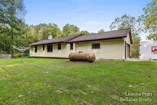 3751 22nd St, Dorr, MI 49323 - Photo 3