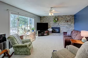142 Sunnybrook Dr SW, Grandville, MI 49418 - Photo 27