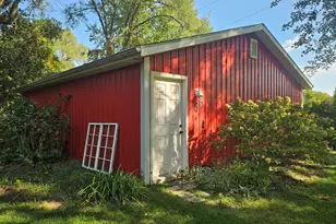 8735 N E Dr, Battle Creek, MI 49014 - Photo 23