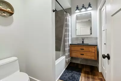209 S Washington Avenue, Ludington, MI 49431 - Photo 19