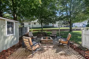 209 S Washington Ave, Ludington, MI 49431 - Photo 5