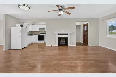 555 Norvell Beach Drive, Brooklyn, MI 49230 - Photo 9