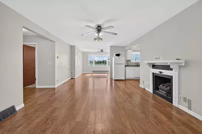 555 Norvell Beach Drive, Brooklyn, MI 49230 - Photo 7