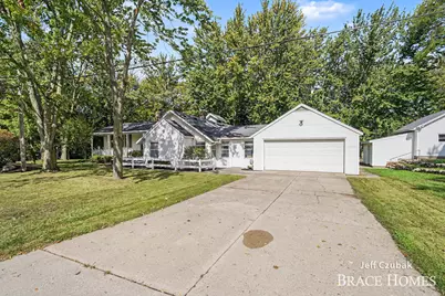 23 Tyler Street SW, Grandville, MI 49418 - Photo 3