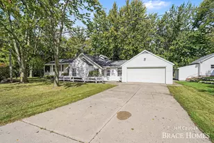 23 Tyler Street SW, Grandville, MI 49418 - Photo 3