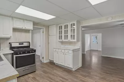 212 S 3rd Avenue, Big Rapids, MI 49307 - Photo 5