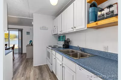 8660 Navaho Trail, Howard City, MI 49329 - Photo 15