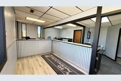 180 S Kendall Street S, Battle Creek, MI 49037 - Photo 3