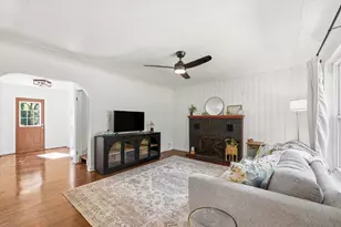835 W Silver Lake Rd, Fenton, MI 48430 - Photo 3