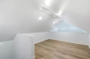 13886 McDougall, Hamtramck, MI 48212 - Photo 9