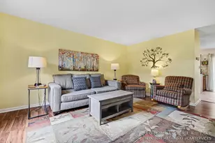 2466 Abbington Dr SE, Grand Rapids, MI 49506 - Photo 5