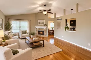 44610 Cranbrook Ct, Canton, MI 48188 - Photo 5