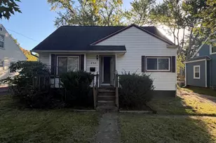 634 Grand St, Adrian, MI 49221 - Photo 1