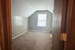 634 Grand St, Adrian, MI 49221 - Photo 17