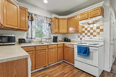 1011 Pearl Street, Benton Harbor, MI 49022 - Photo 11