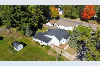 813 N Burgess Street, Greenville, MI 48838 - Photo 15