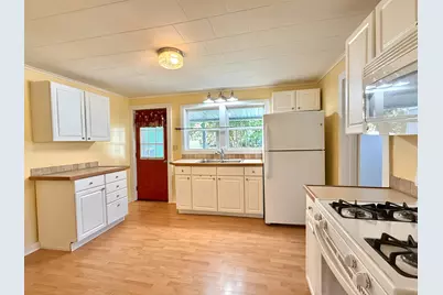 813 N Burgess Street, Greenville, MI 48838 - Photo 7