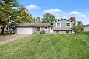 280 Riverview Dr, Coldwater, MI 49036 - Photo 5