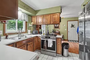 280 Riverview Dr, Coldwater, MI 49036 - Photo 9