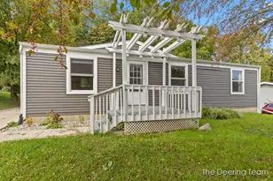 1865 Ball Ave NE, Grand Rapids, MI 49505 - Photo 1