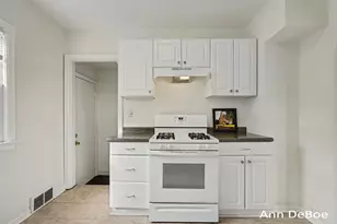 824 Union Ave NE, Grand Rapids, MI 49503 - Photo 13