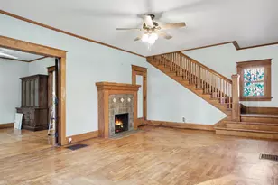 208 Walnut St, Alma, MI 48801 - Photo 7